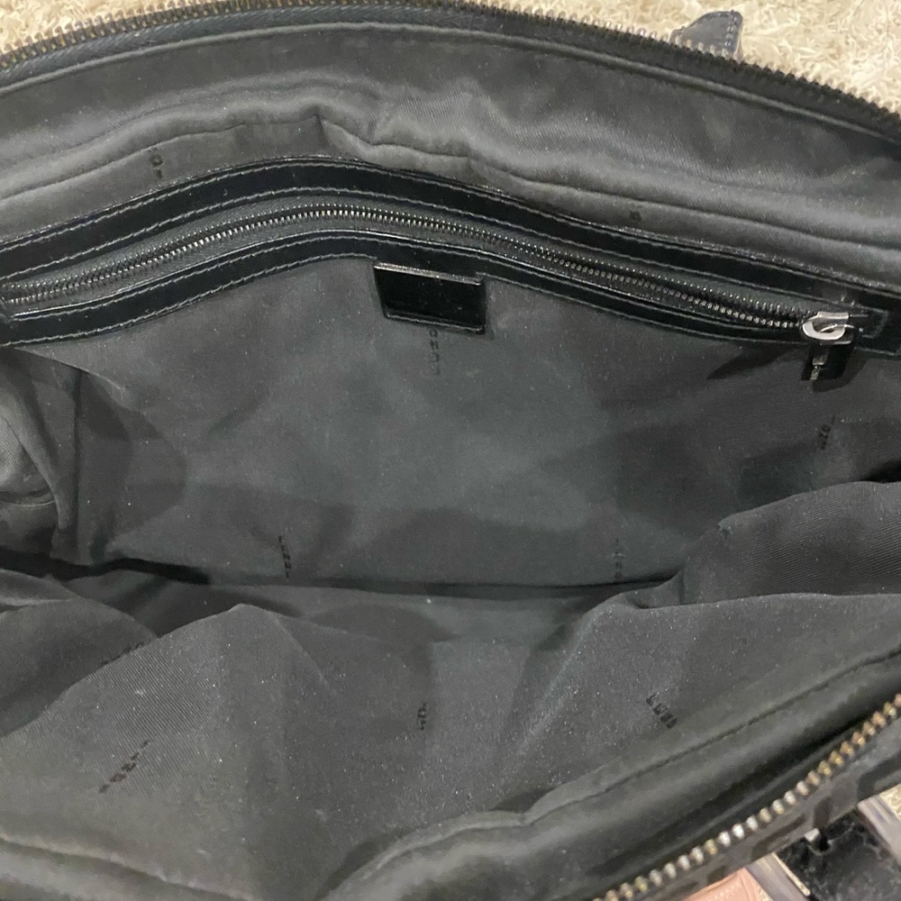 Fendi bag AUTHENTIC - Picture 4 of 9